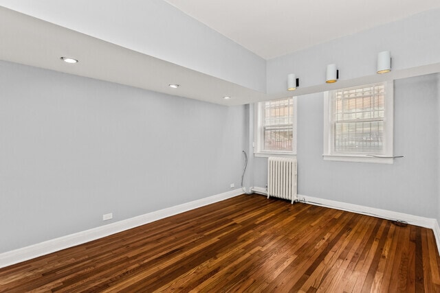 Building Photo - 3648 N Pine Grove Ave