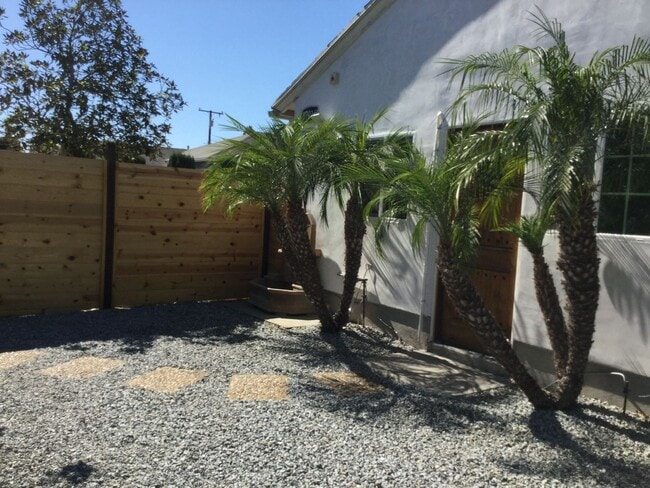 Photo - Gorgeous Guest house, with1 Bedroom and 1 Bathroom,  Hawthorne.