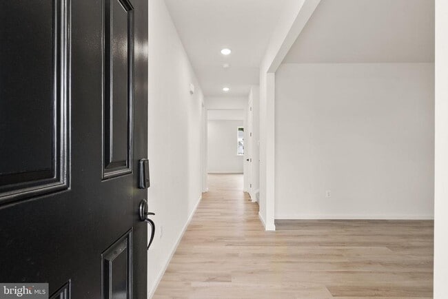 Building Photo - 9166 Arctic Fox Wy