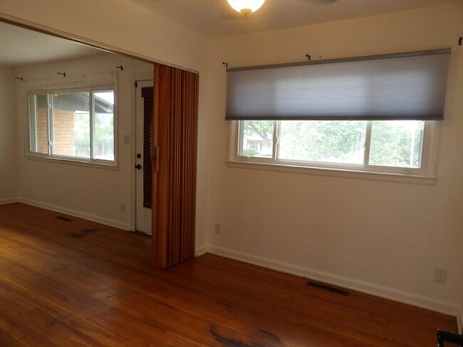 Foto del edificio - 1333 Yuma St