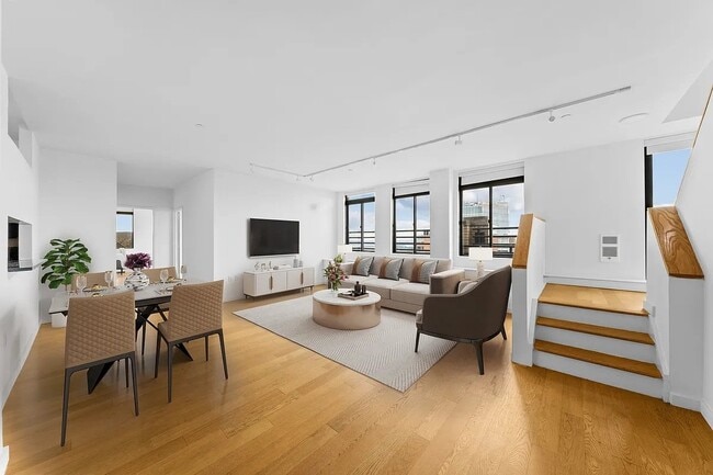 Building Photo - 2 S End Ave