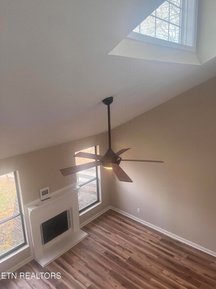 Building Photo - 7666 Chatham Cir NW