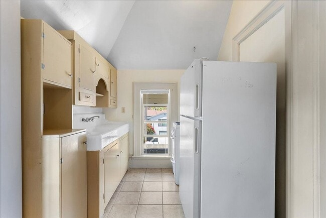 Building Photo - 2308 Woolsey St