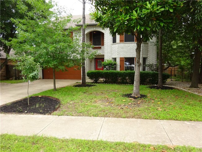 Building Photo - 1716 Barrilla St