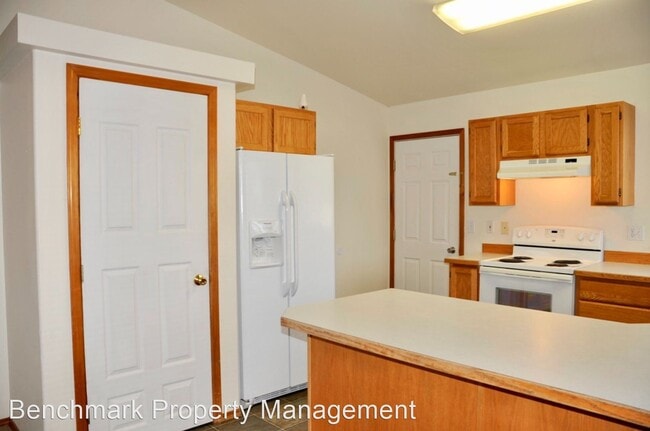 Building Photo - 3 br, 2 bath House - 5769 N. LaChaise Lane