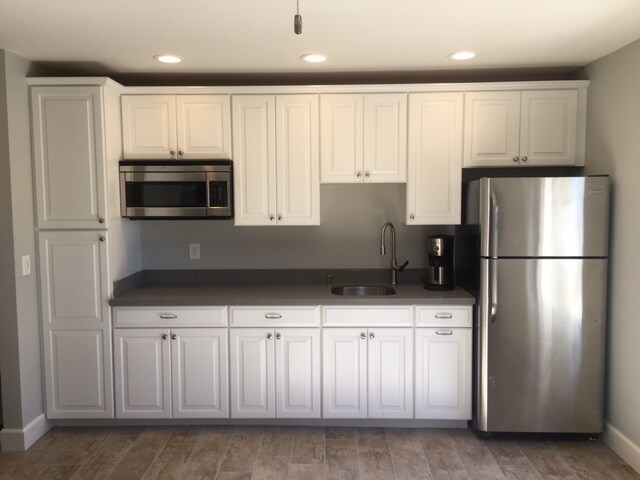 Kitchen - 5745 N Scottsdale Rd