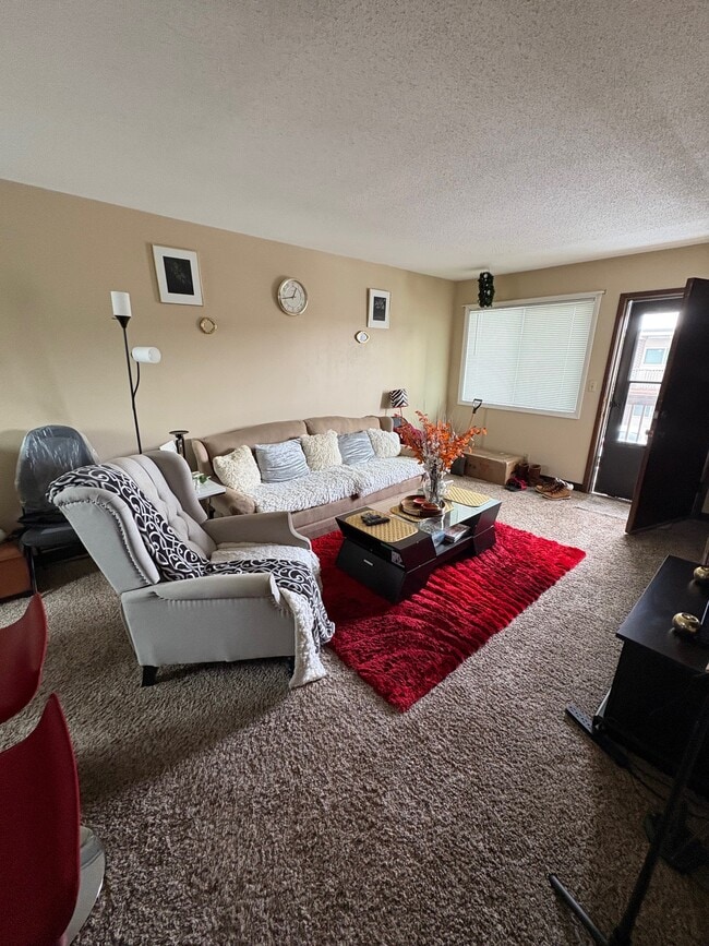 Foto del edificio - 126 32nd St NE