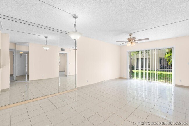 Building Photo - 3230 NW 102nd Terrace
