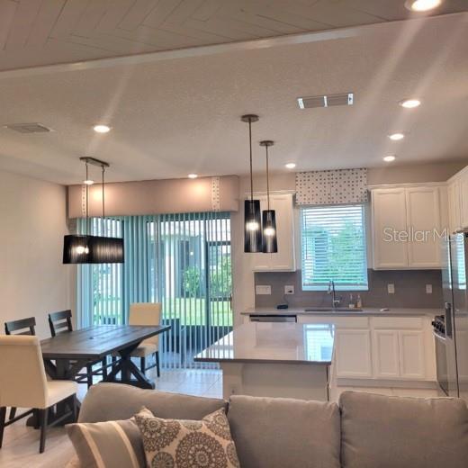 Building Photo - 5749 Skytop Dr