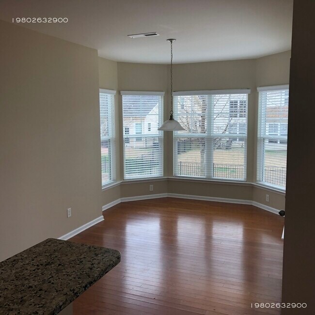 Building Photo - 8427 Fairlight Drive
