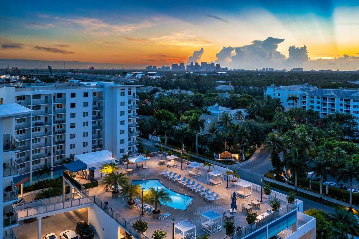 Primary Photo - Elyps Apartments