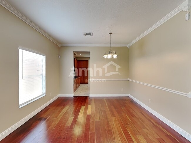 Foto del edificio - 7728 Glynde Hill Dr