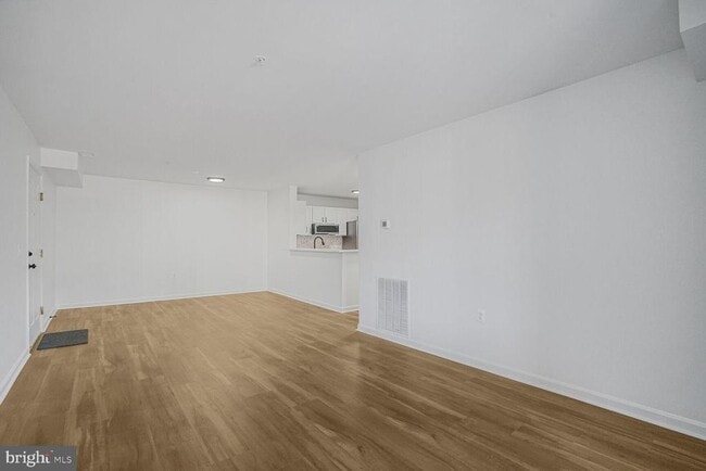 Building Photo - 505 Garrison Woods Dr