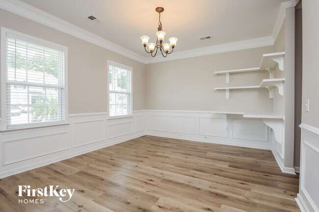 Building Photo - 298 Decatur Dr