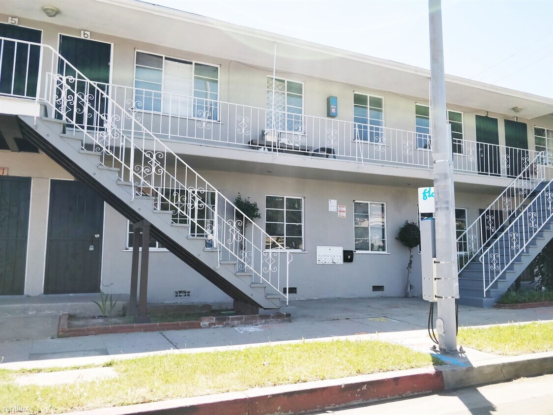 Primary Photo - 5350 San Vicente Blvd