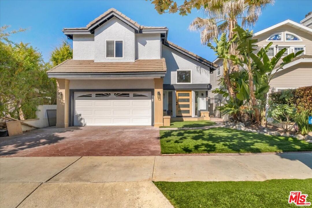 Foto principal - 7939 W 80th St