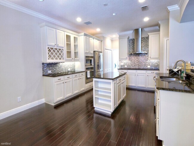 Building Photo - 5 br, 4 bath House - 11539 Brickyard Pond Ln