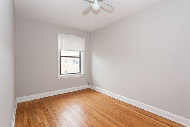 Foto del edificio - 1 bedroom in Chicago IL 60647