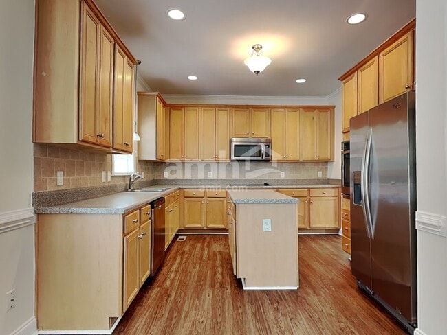 Building Photo - 163 Finley Ct