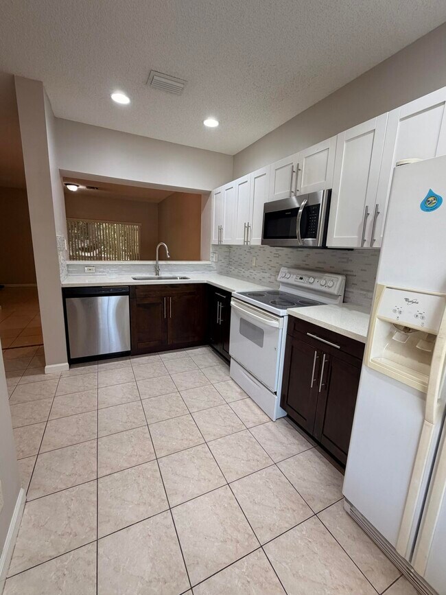 Building Photo - 5145 Palmbrooke Cir