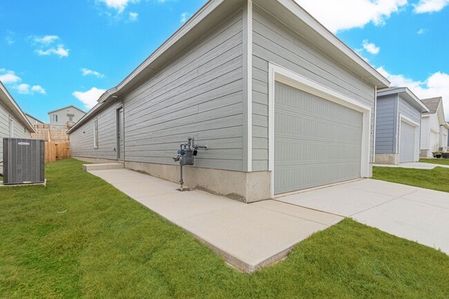 Foto del edificio - BRAND NEW 4 BD/2 BA Home Located off 211/Potranco RD! Available NOW!