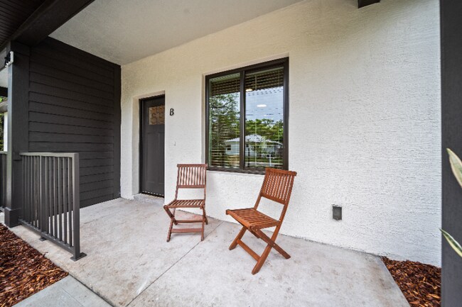 Foto del edificio - 208 N Cherry St