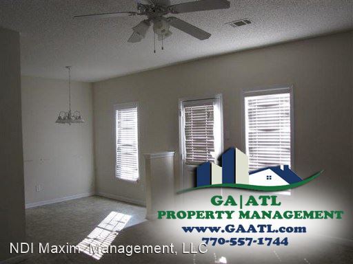 Building Photo - 3 br, 2.5 bath House - 7673 Commerce court