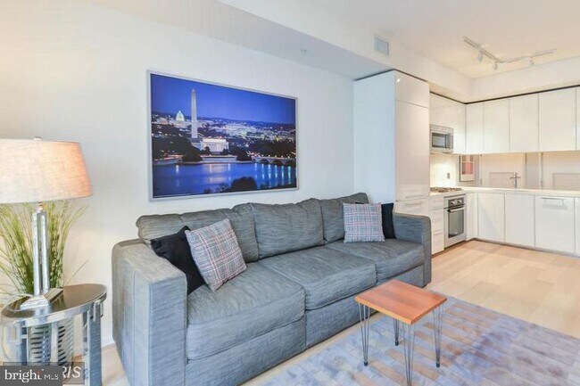 Foto del edificio - 925 H St NW