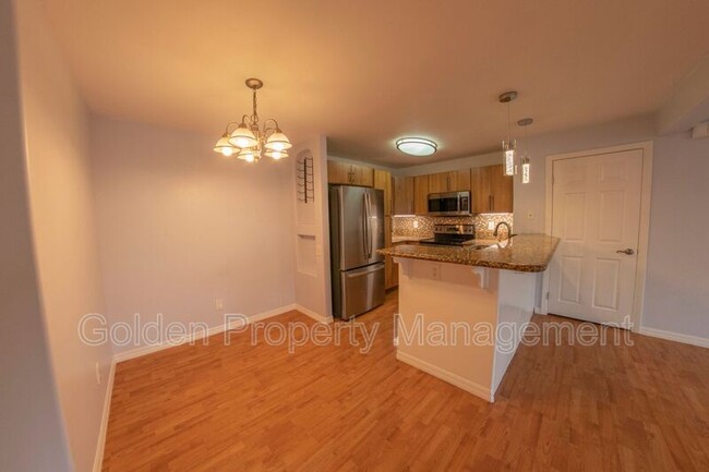 Building Photo - 5404 Balboa Arms Dr