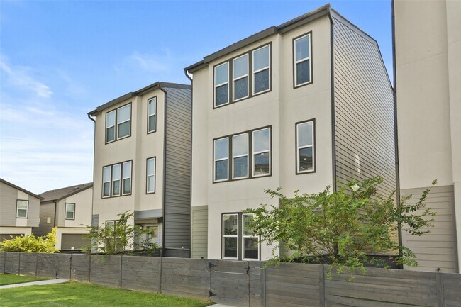 Foto del edificio - 18431 Idyllic Aly