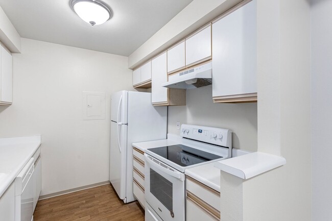 Interior Photo - Sammamish River Apartments