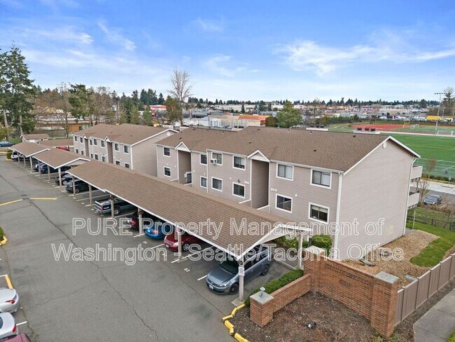 Building Photo - 6601 S 8th St