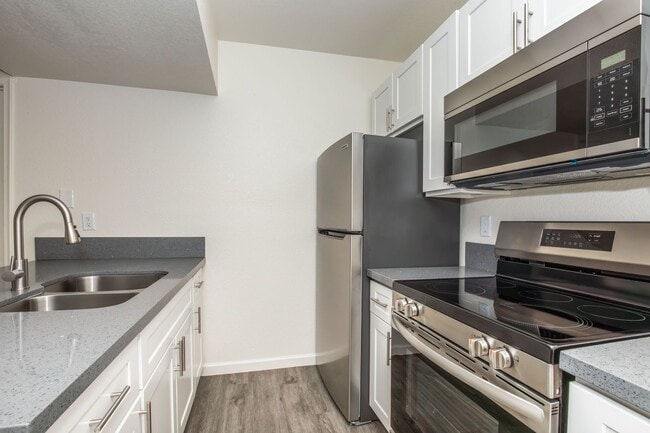 Interior Photo - Garden Plaza Apartments