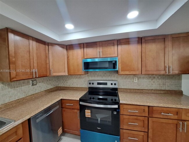 Foto del edificio - 5100 SW 90th Ave