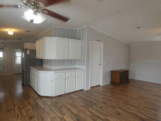 Foto del edificio - 35108 Forest Lake Rd