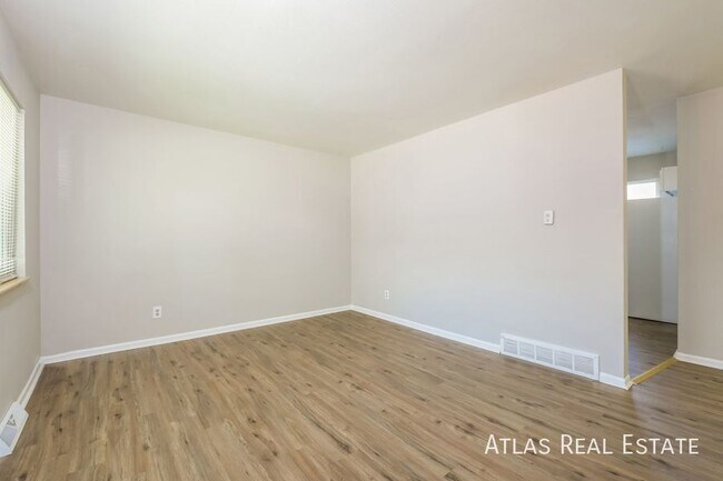 Foto del edificio - 1447 W Byers Pl