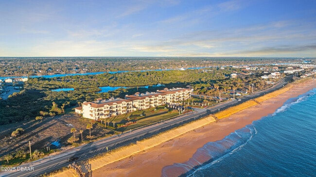 Foto del edificio - 2450 N Ocean Shore Blvd