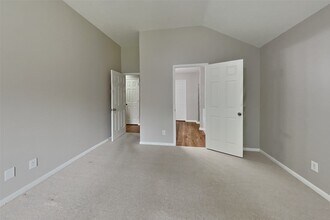 Building Photo - 26912 Castlecliff Ln