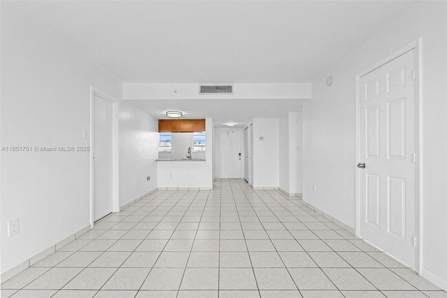 Foto del edificio - 14170 SW 84th St