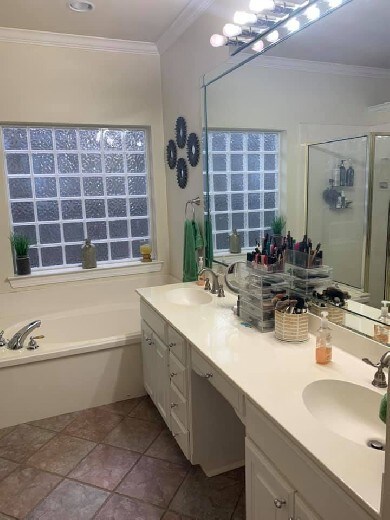 Building Photo - House for rent in Towne Lake