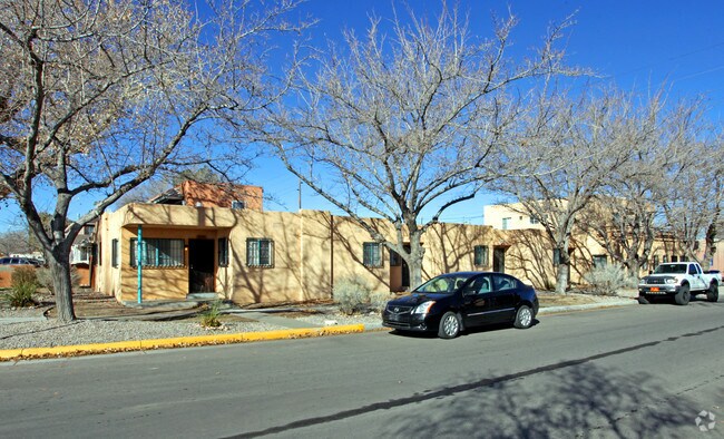 Foto del edificio - 311-319 12th St SW