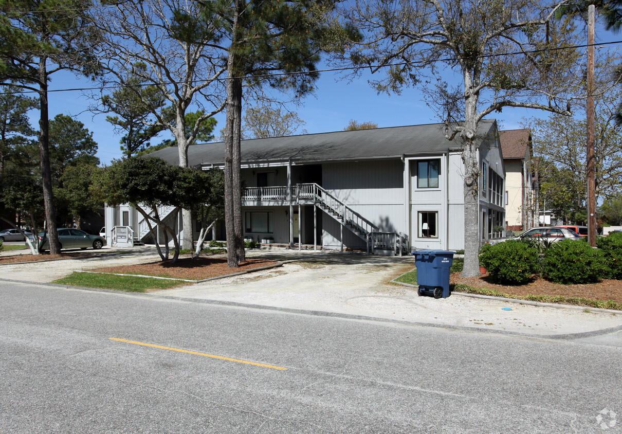 Building Photo - Summerwind