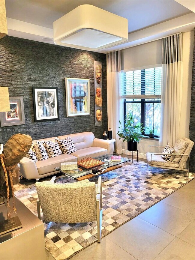 Foto del edificio - 5198 NW 83rd Ct