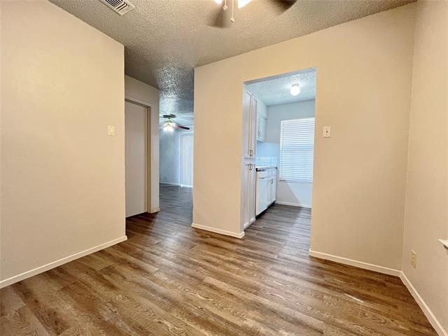 Building Photo - 3904 Camelot St