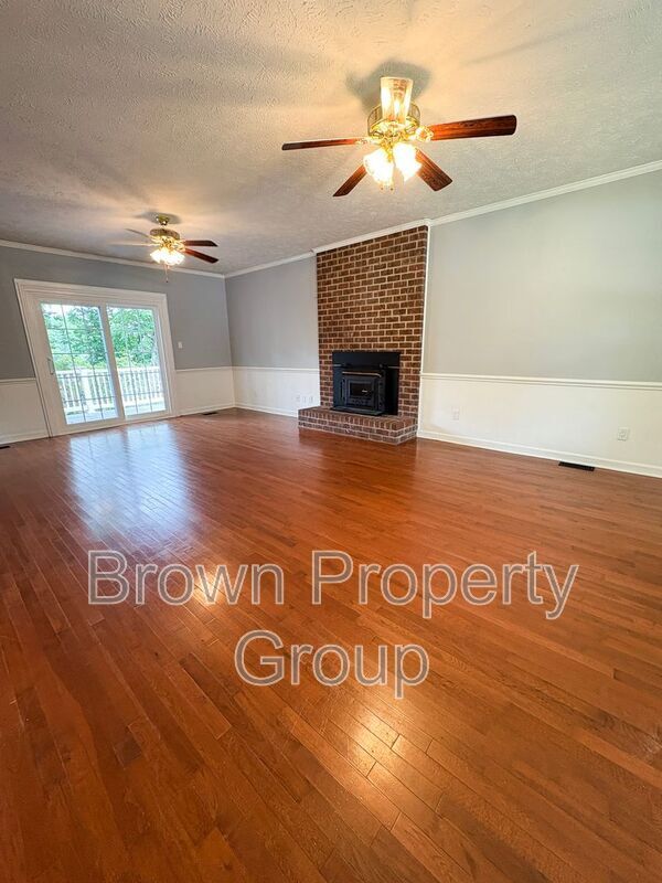 Foto del edificio - 657 Georgetown Cir