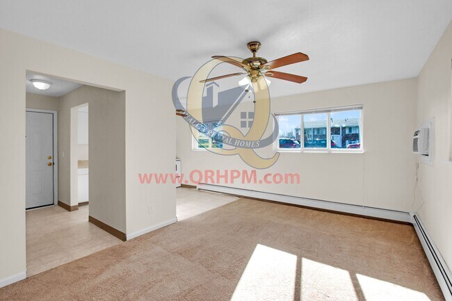 Foto del edificio - 7415 Roger Thomas Dr