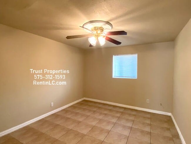 Foto del edificio - Great 4/2, all tile, close to Shops. Pets ...