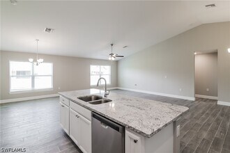 Building Photo - 2902 7th St W