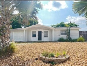 Building Photo - 3625 Windham Dr