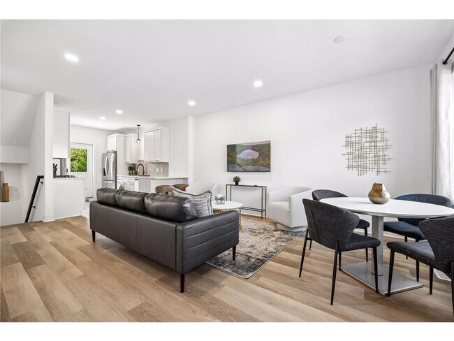 Foto del edificio - 1117 26th Ave SE